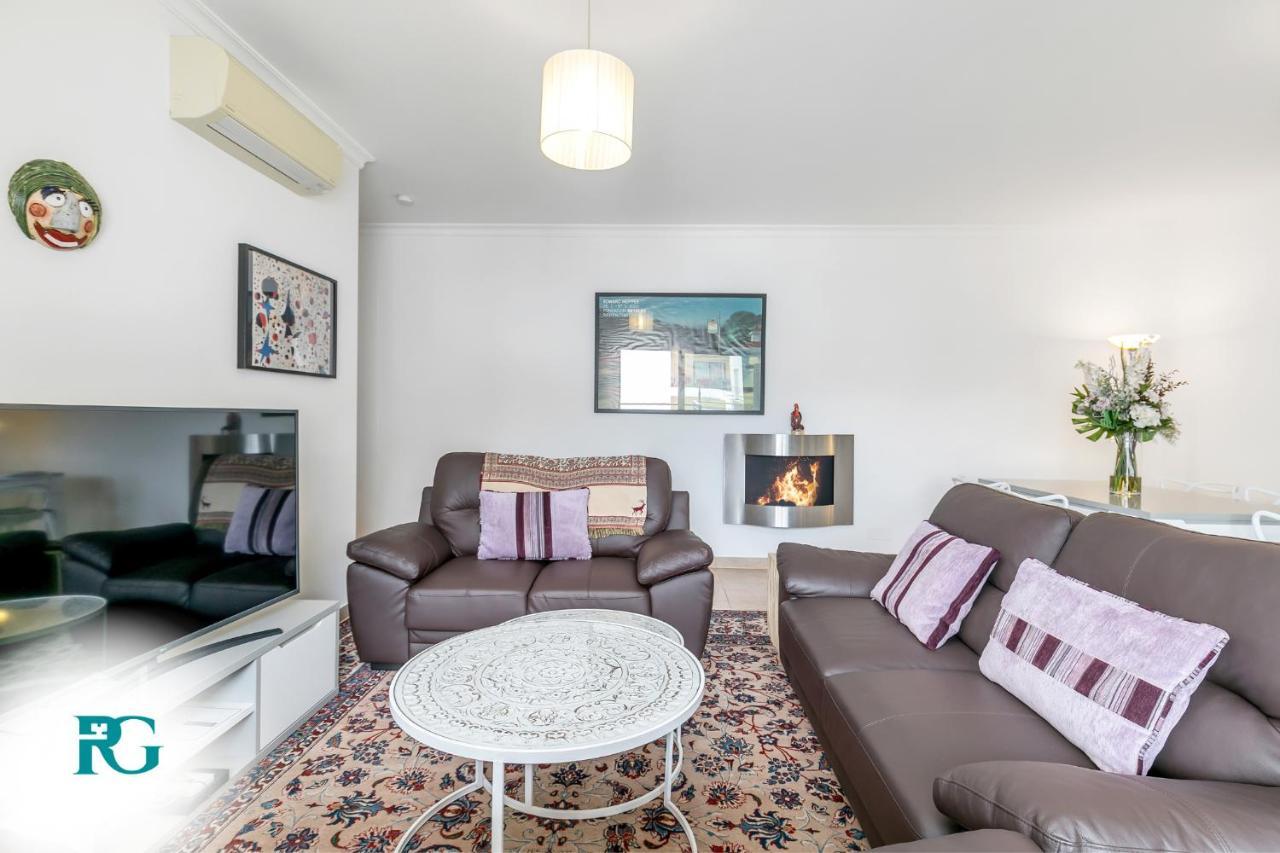 Luxury Penthouse Near Center #1933 Apartment *